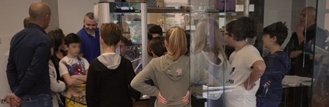  Students visiting the B.M.A.